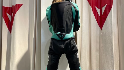 レディースモデル【KILLALANE 1 PC PERF. LADY LEATHER SUIT】ご紹介